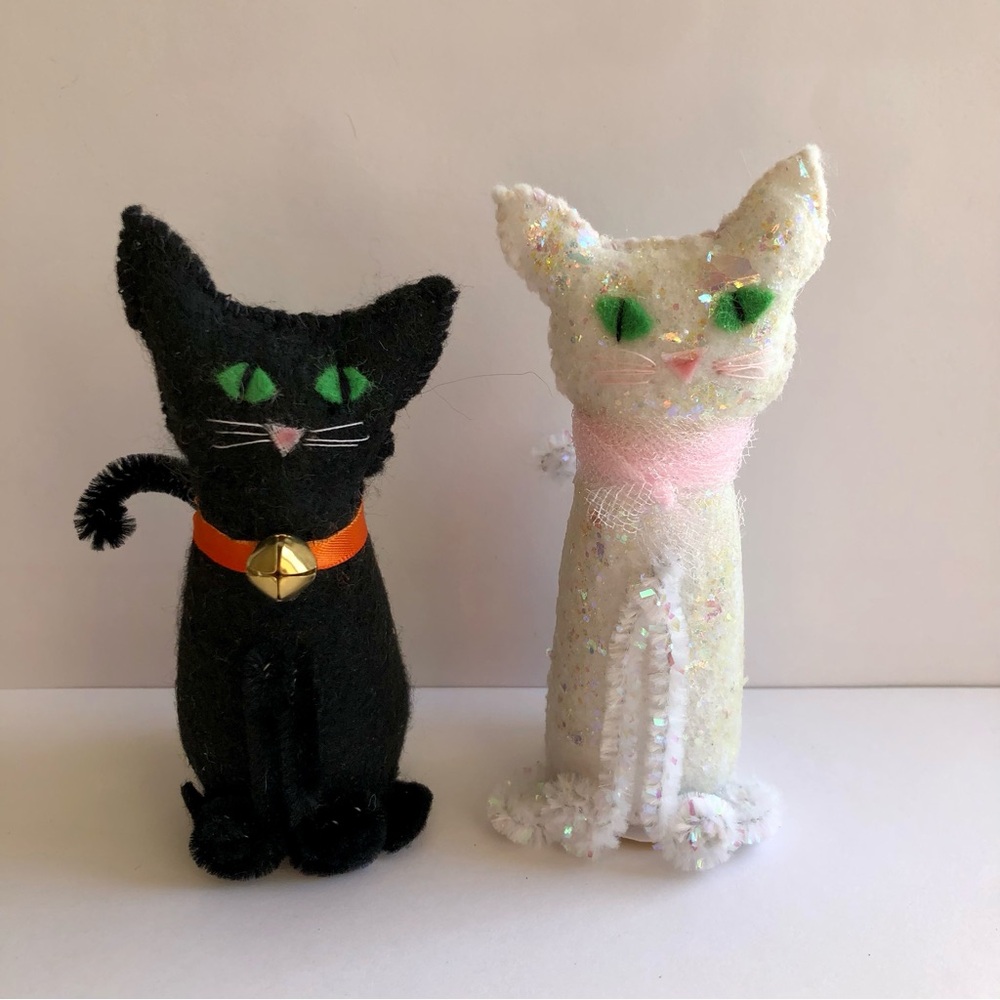 Black Cat Felt art doll hand-sewn handmade Orange ribbon bell - Picture 4 of 9